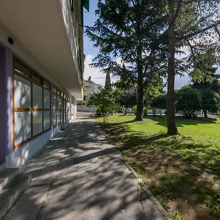 Palomia C Apartment *